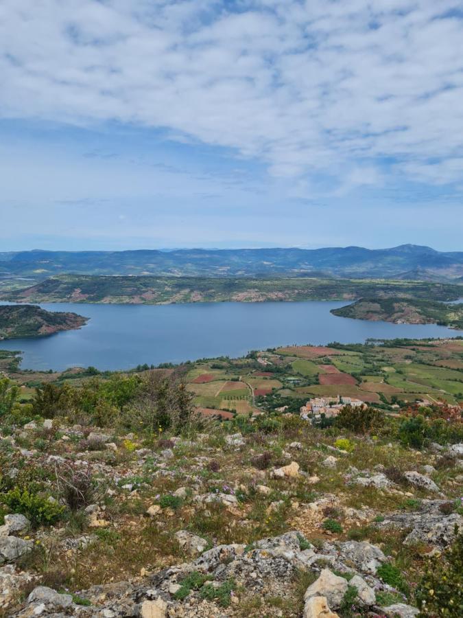 Maison Classee 2 Etoiles Proche Du Lac Du Salagou เกลมง-เอลดลโรลท์ ภายนอก รูปภาพ